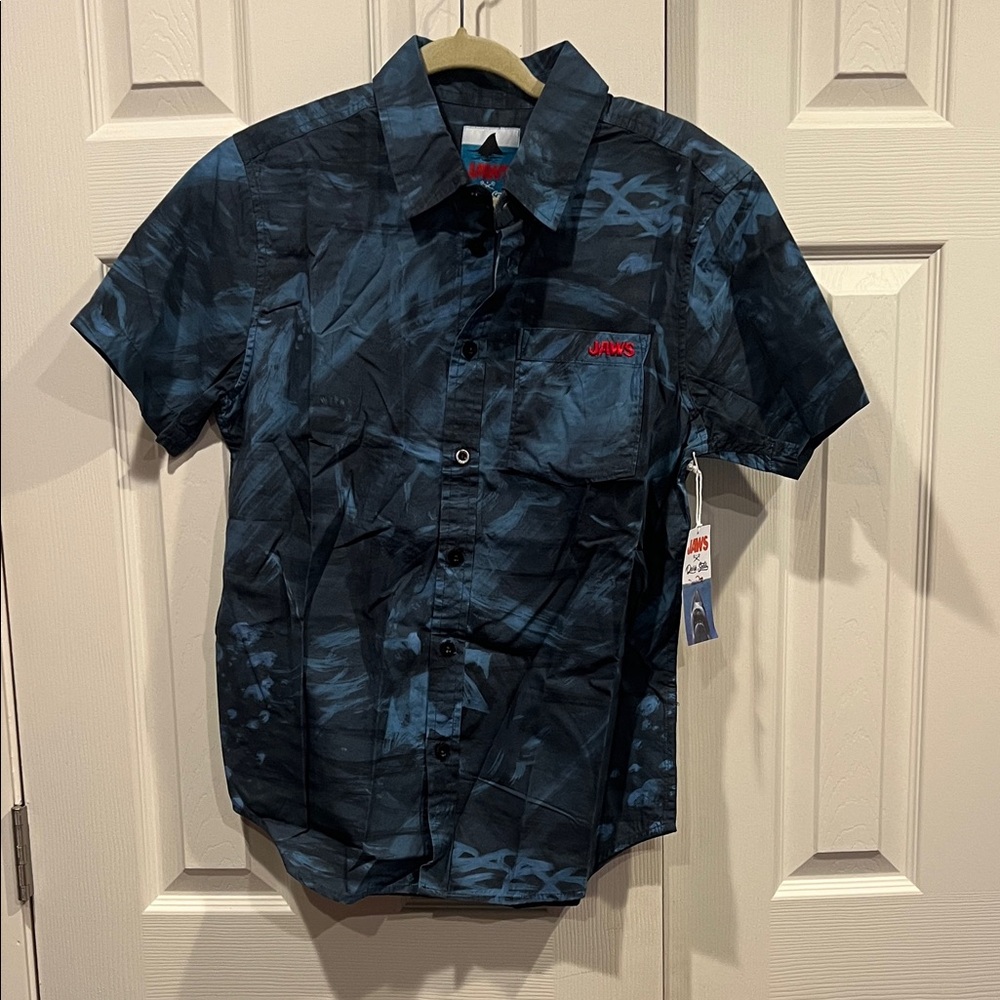 NWT-Dark seas Brand Navy Blue Men's Casual Button Down Shirt